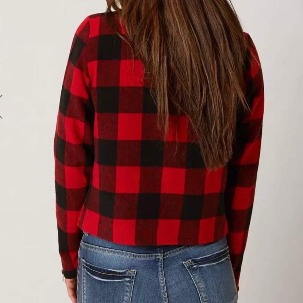Dee Elle Plaid Jacket from Buckle..!!! - Picture 3 of 4